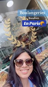 Boulangeries cerca de Montmartre 🥖🥐 #boulangerie #panaderiafrancesa  #francia #paris #latinosenparis #latinosenfrancia #montmarte #croissant  #fyp #parati
