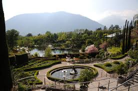 Diese für einen botanischen garten besondere lage eröffnet den gartengestalterinnen großartige gestaltungsmöglichkeiten. Datei Botanischer Garten Meran 29 Jpg Wikipedia
