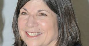 Reviews: 'Alternate Side,' by Anna Quindlen, and 'Bizarre Romance,' by  Audrey Niffenegger and Eddie Campbell