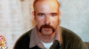 Tragedy strikes a quiet Florida community when a father is found  unresponsive outside his home. Take a peek at what law enforcement  uncovered before an all-new Snapped TONIGHT 6/5c