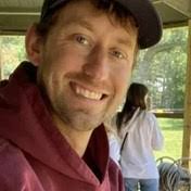 Sarah Senger's Instagram, Twitter & Facebook