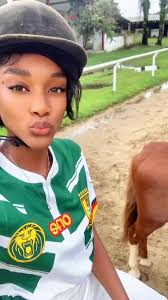 Fbk : Dione KinG @SM Clique