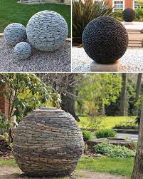 Check spelling or type a new query. Erstellen Sie Gartenballe Aus Hunderten Von Schiefer Oder Flusssteinen Die Geradezu M In 2021 Garden Balls Garden Globes Garden Spheres