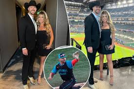 Pete Alonso cozies up to wife Haley before All-Star game in ...