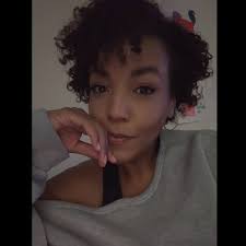 And when your kids feet were growing over night, it didn't break the bank  to replace shoes. Oh I miss that store.