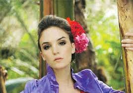 Let it shine: Fee G Collection