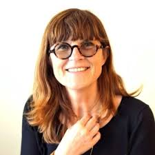 Et voilà... après 6 ans de travail, me voilà devenu docteur en sciences de  gestion... Je tiens à remercier Hervé Dumez , mon directeur de thèse...  mais aussi mon jury Annie Bartoli,