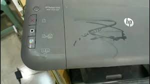 Nah, jika hasil scan pada printer hp anda bergaris, pastikan masalah tersebut hanya terjadi ketika anda melakukan scan saja, bukan ketika melakukan sekian artikel kami seputar cara memperbaiki scanner yang bergaris. How To Power Light Blinking By Apex Gyan