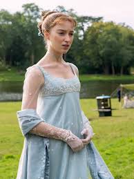 Аджоа андох, джули эндрюс, джонатан бэйли и др. 26 Beautiful Daphne Bridgerton Inspired Fashion Items Who What Wear