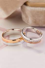 Gold Wedding Bands With Diamonds Two Tone Wedding Bands In 2021 Wedding Ring Sets Couple Wedding Rings Wedding Rings Rose Gold