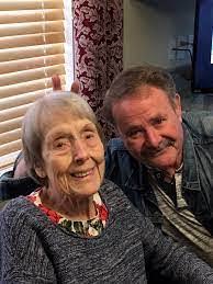 Patricia Ullom's Instagram, Twitter & Facebook