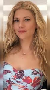 Presence, beauty and glamor Katheryn Winnick 💚💚💚💚💙💙💙♥️