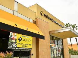 Meat lovers pizza racks up a whopping 1590 calories. California Pizza Kitchen Nutrition Facts Healthy Menu Choices For Every Diet
