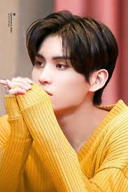 He always took center in choruses with inseong and rowoon. Sf9 Yootaeyang All About Yoo Sf9 Taeyang Facebook