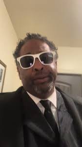 Bathtoom Magic Justin