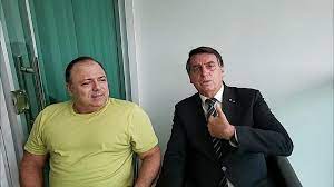 O general e o sargento garcia, portanto, sabem que são responsáveis por boa parte das mortes que poderiam ter sido evitadas. Internado Apos Tomar Cloroquina Falta Pazuello Morrer Para Agradar Bolsonaro E Virar Martir Contra O Virus Chines