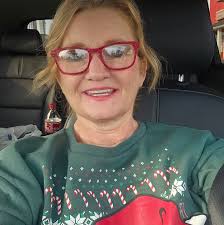 Do people dress up for Halloween the weekend before?