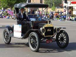 In deutschland darf ein traktor, auto, lastkraftwagen oder motorrrad mit einem alter von mindestens 30 jahren als oldtimer bezeichnet werden. Oldtimer Wikipedia