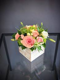 Send 63 Pink Green Wood Box Arrangement Small In Hallandale Beach Fl From K Flower Arrangements Diy Spring Flower Arrangements Small Flower Arrangements
