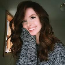 Lauren Phipps (@thegravealmost)