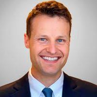 Chris Hoey's Instagram, Twitter & Facebook