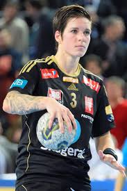 Håndball lover nåværende lag larvik hk og gift med den vakreste kvinnen i verden. Anja Hammerseng Edin Wikipedia