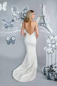 Plunging Neck Line Wedding Dress Genevieve Charleston Sc Wedding Dresses Fitted Lace Wedding Dress Dresses