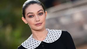Caim mortis, 42, has spent 11 years modifying his body with dramatic results. Gigi Hadid Beauty Eingriffe Jetzt Spricht Das Schwangere Model Klartext Bunte De