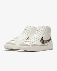 Nike blazer ürünlerini web sitemizde bulabilirsiniz. Nike Blazer Mid 77 Se Women S Shoe Nike Com