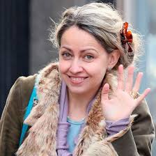 Designer who claimed €75k to repair wall she didn't own had previously lost  'unconvincing' €83k 'slip' case... but won €12k when hit by frying pan