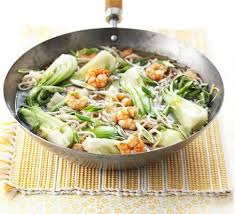 Super Fast Prawn Noodles Recipe Bbc Good Food Recipes Recipes Fodmap Recipes