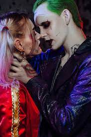 — джокер — это особый случай, многие из нас считают, что он неизлечим. Kartinki Harli Kvinn Iz Filma Otryad Samoubijc 40 Foto Arquelina E Coringa Curinga E Arlequina Foto Da Arlequina