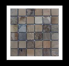 Schiefer Naturstein Mosaik Fliesen Auf Netz Die Angenehme Naturspaltraue Oberflache Dieser Mosaikfliese Erzeugt Ein Sehr Intensi Mosaikfliesen Mosaik Fliesen