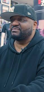 🚨Comedian #AriesSpears say's #Kendrick is NOT top 20 all time in hip-hop  history. He puts Canibus, Dave East, Jadakiss, Big-L ahead of him. 😳 (cc)