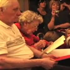 VIVIAN SINGS AT CHRISTMAS