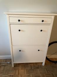 Le jour où j ai fais mon dressing (pour moins de 200. Votre Meuble A Chaussures Prefere Dans Une Texture Noire Elegante Comment S Y Prendre