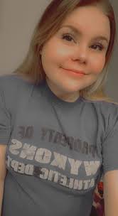 Carol I and Rhianna S