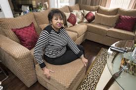 Safavieh harrison mid century scandinavian white coffee table. Orangeville And Midland Police Offer Up Stations For Kijiji Craigslist Transactions The Star