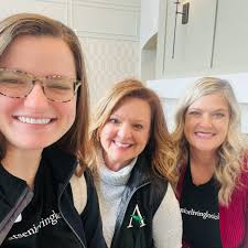 Arrow Boosting Success: The Impact of Choosing a 'Word of the Year'