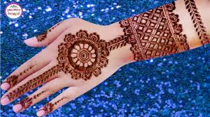 Tikki mehndi designs in new style embellish hands in a stunning way. Gol Tikki Mehndi Design Back Hand