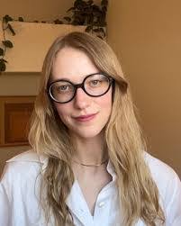 Sonja Bartlett's Instagram, Twitter & Facebook