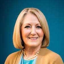 Karla Seymour's Instagram, Twitter & Facebook