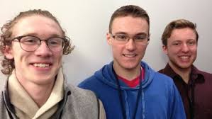 Ross Gagnon (@__Ross__)