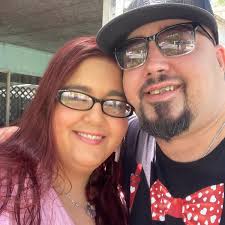 Cannoli lovers, these stuffed pancakes put stuffed French toast to shame.  Full recipe:http://dlsh.it/5N23BDA