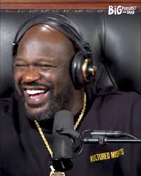 Is Shaq cross-eyed?