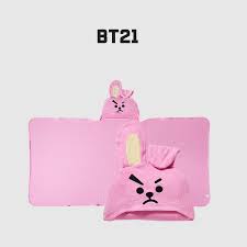 Cookie who was left alone in the oven, burnt. Olive Young X Bt21 Hooded Towel Cookie Harumio