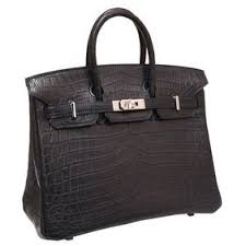 Birkin Bag Knock Off This Website Sells Knock Off Birkin Bags This Bag Is Very Expensive And Is Carried By Almost Every Celebrity This Is Where The Trick Birkin Bag Bags Birkin
