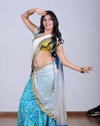 Kiss actress priya banerjee hot photoshoot. Samantha Ruth Prabhu Photoshoot In Half Saree