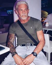 Listen to and download wayne lineker music on beatport. Facebook