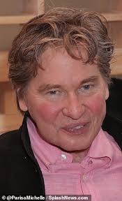 They meet on the set of the fantasy film willow. Val Kilmer 59 Debuts New Floppy Hairdo While Displaying His Smooth Complexion At Glam La Bash Daily Mail Online